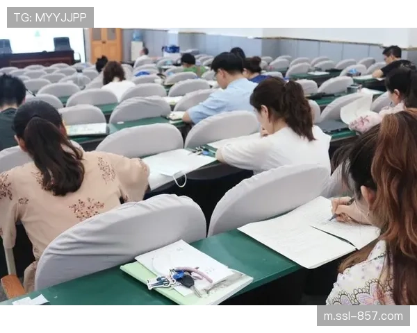 前中国女排主攻何云舒深耕基层，强调专业化系统化培养青少年基本功